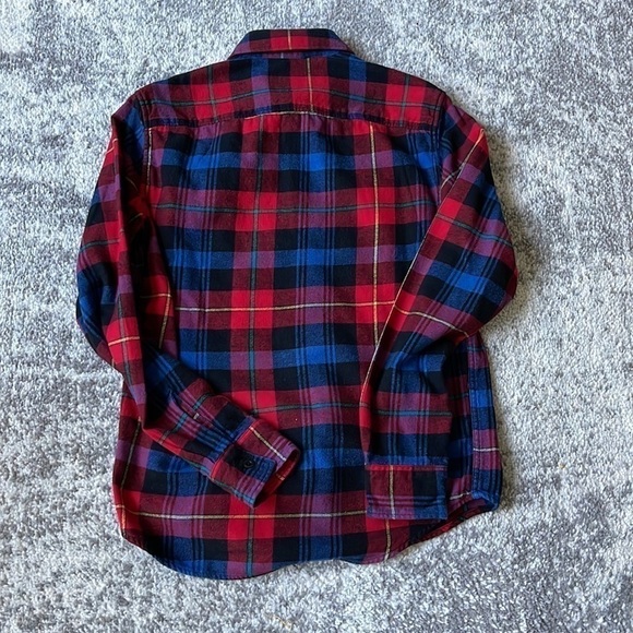 Plaid.. Plaid.. American Eagle Plaid Shirt - Picture 3 of 3